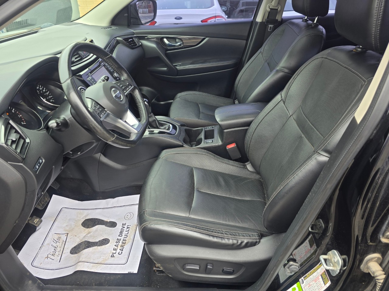 2017 Nissan Qashqai photo 9