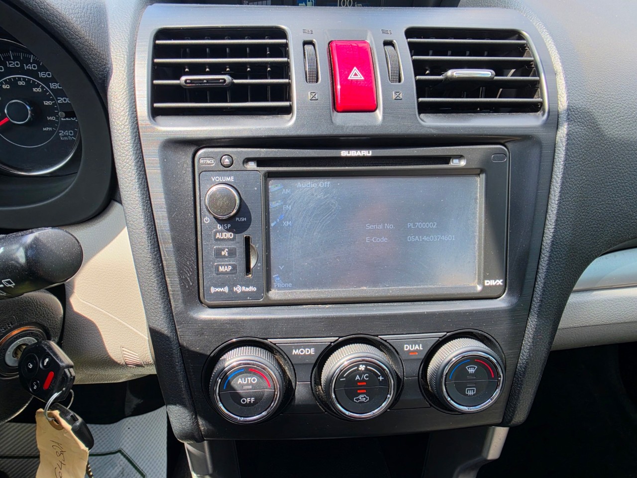 2015 Subaru Forester photo 16