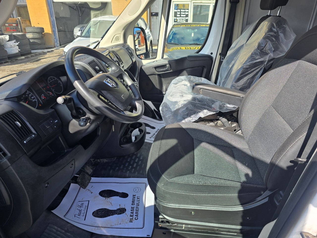 2018 Ram ProMaster Cargo Van photo 11