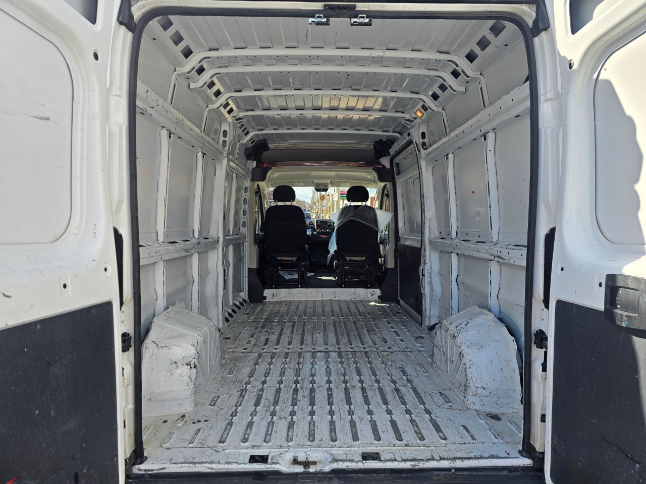 2018 Ram ProMaster Cargo Van photo 19
