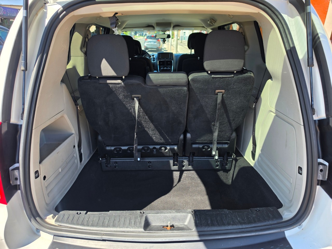 2017 Dodge Grand Caravan photo 12