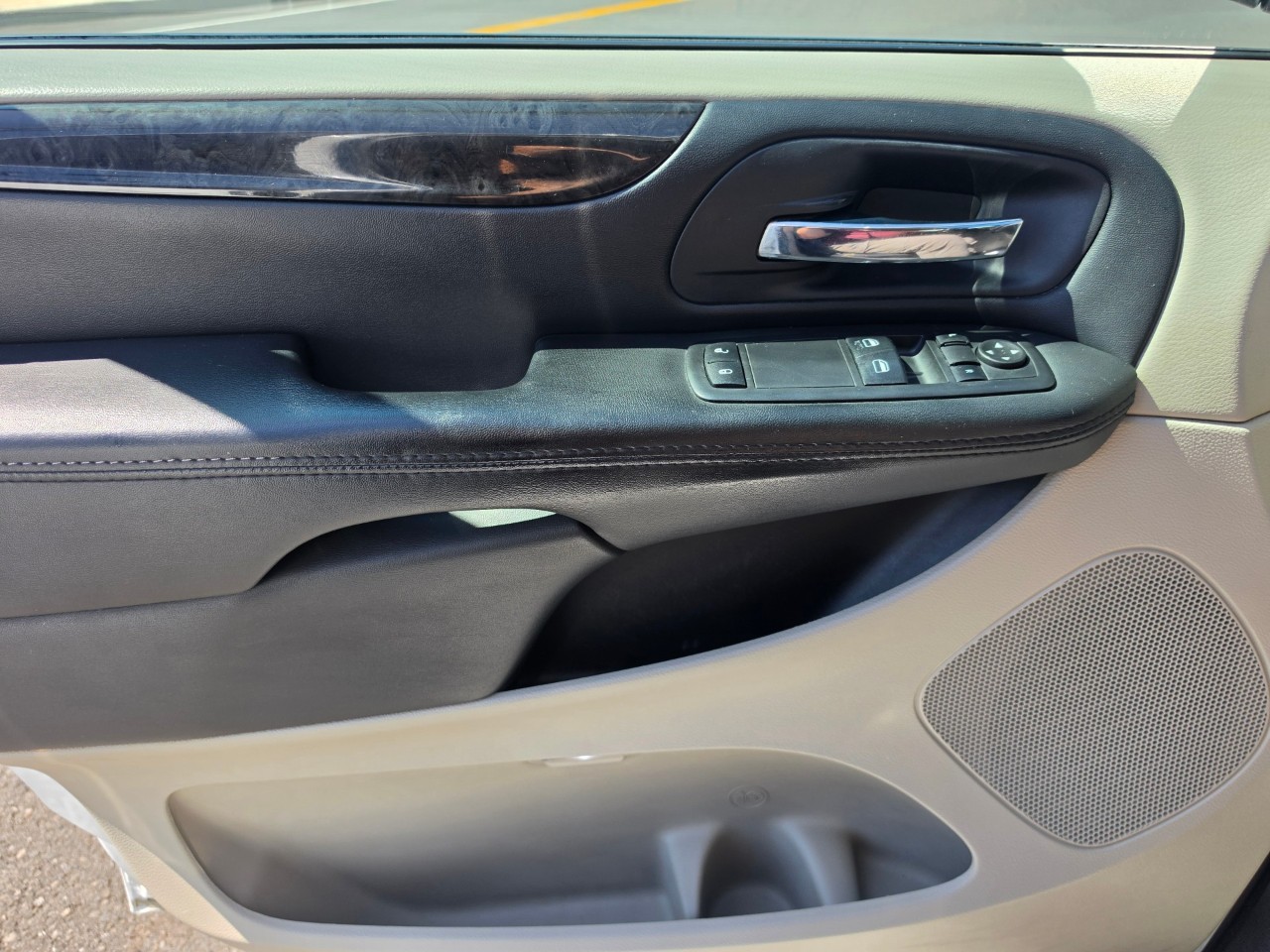 2017 Dodge Grand Caravan photo 17
