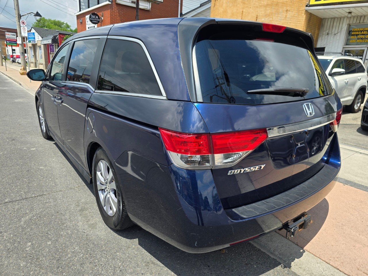 2015 Honda Odyssey photo 5