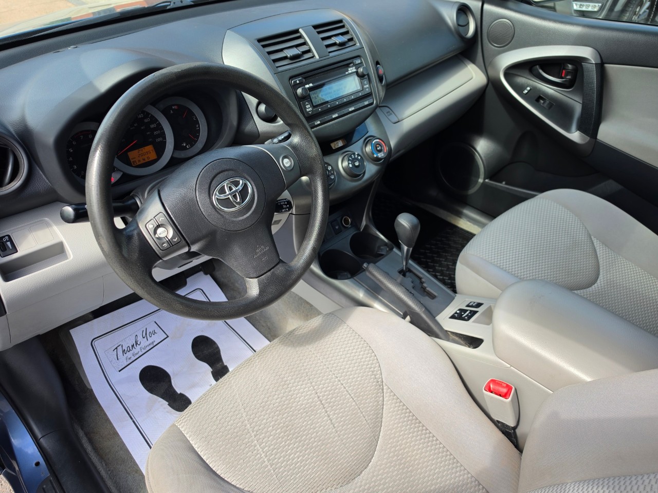 2012 Toyota RAV4 photo 12