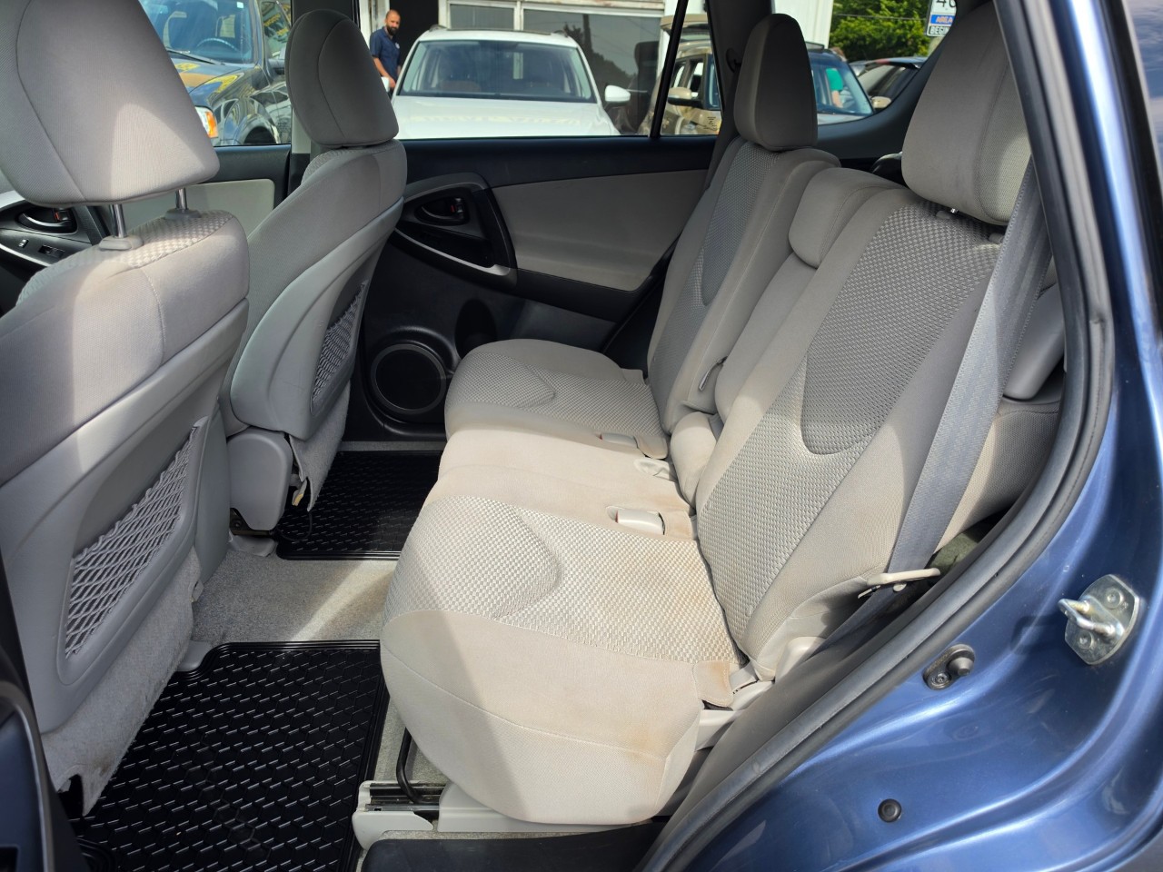 2012 Toyota RAV4 photo 14