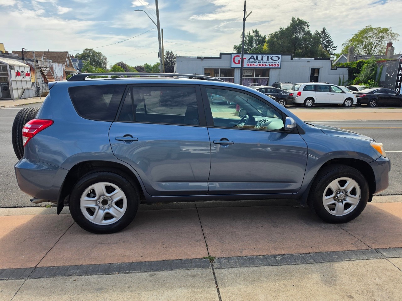 2012 Toyota RAV4 photo 8