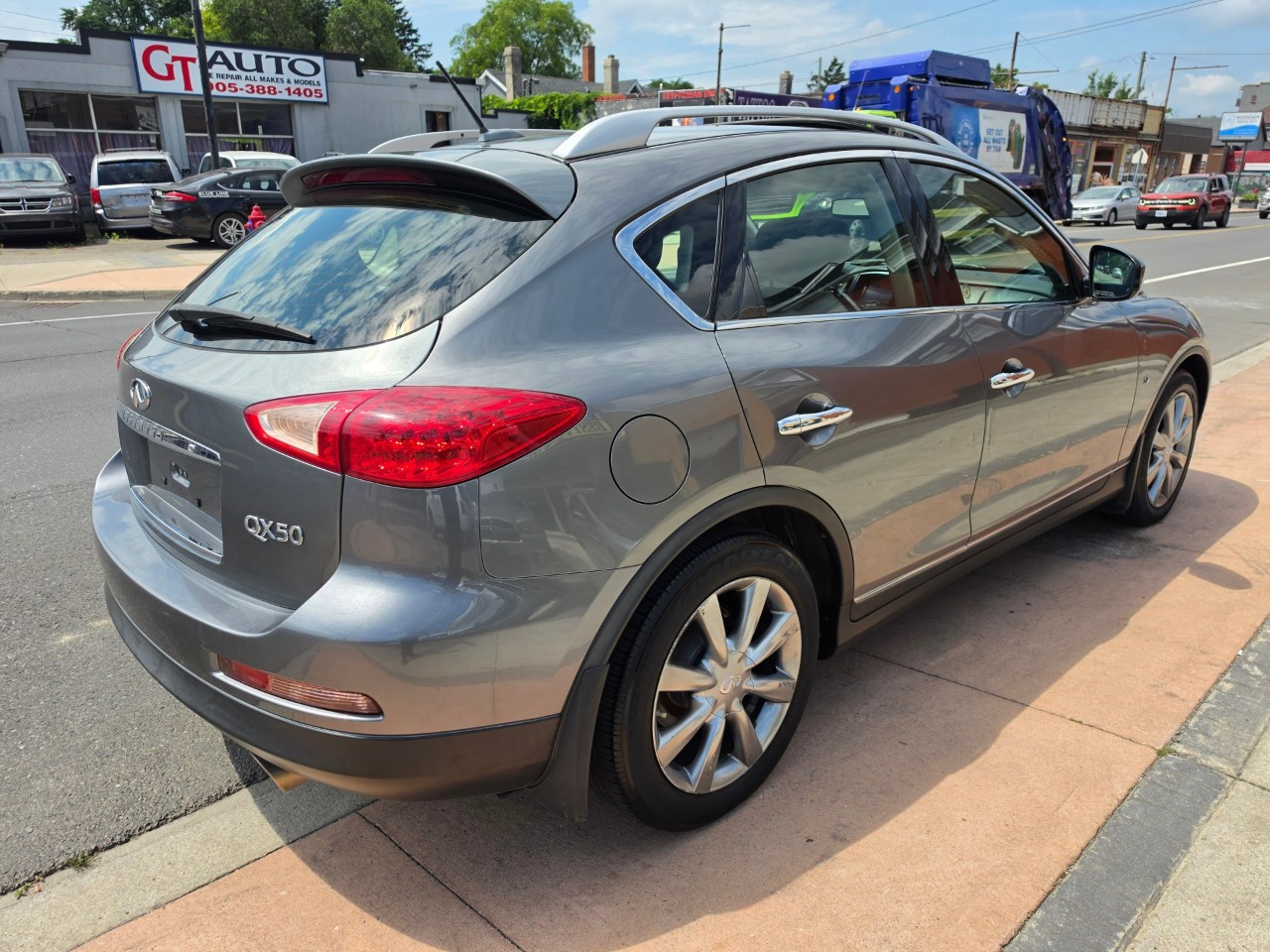 2014 INFINITI QX50 photo 7