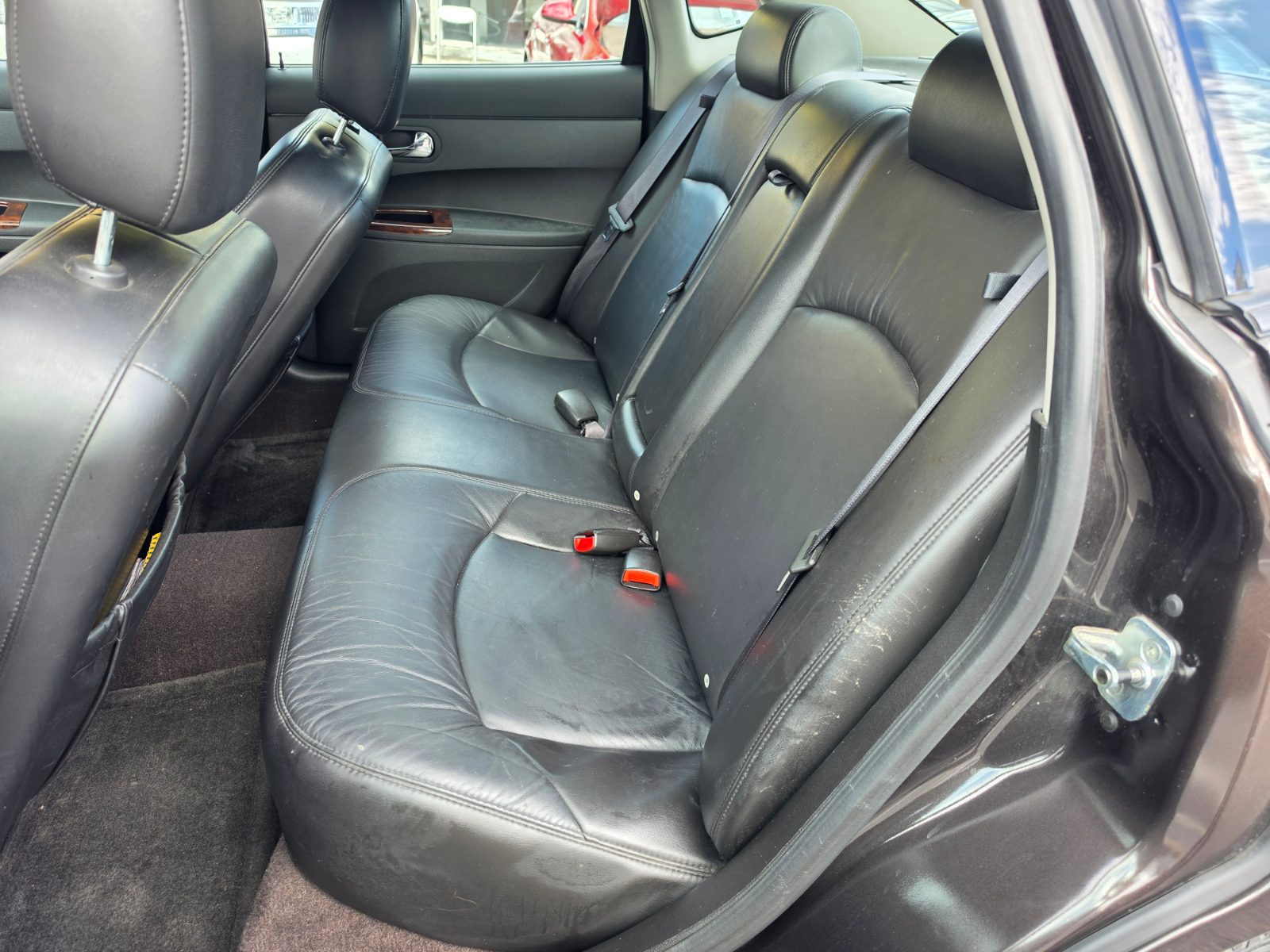 2009 Buick Allure photo 12