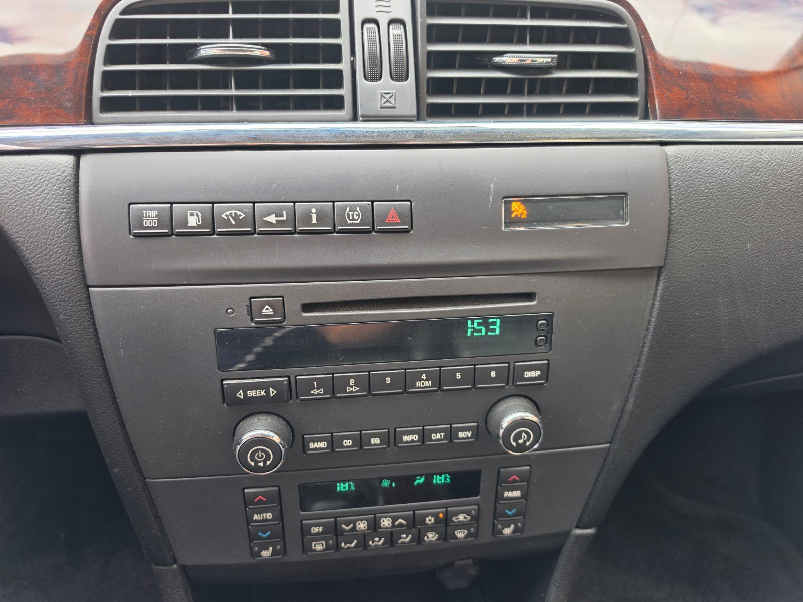2009 Buick Allure photo 14